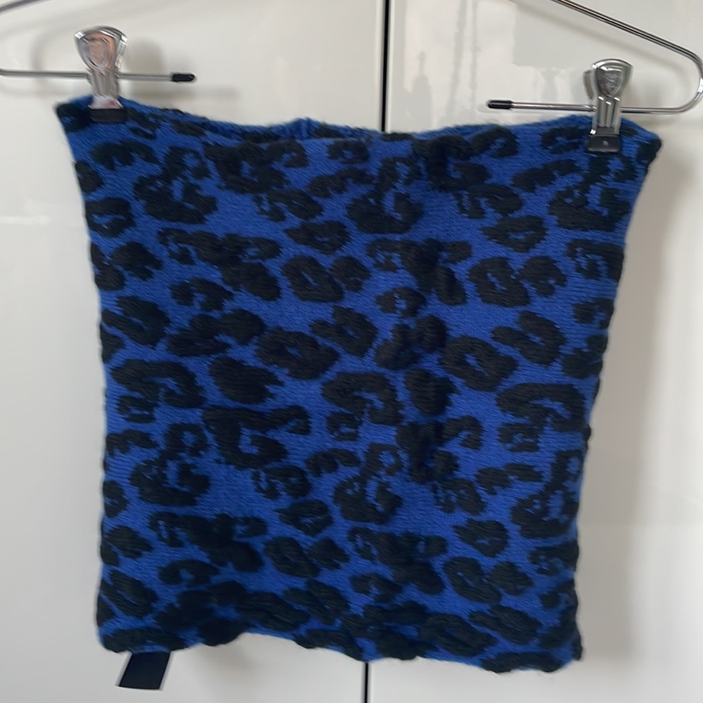 ANN TAYLOR SCARF/NECK WRAP Color-Black/Blue One size NWOT